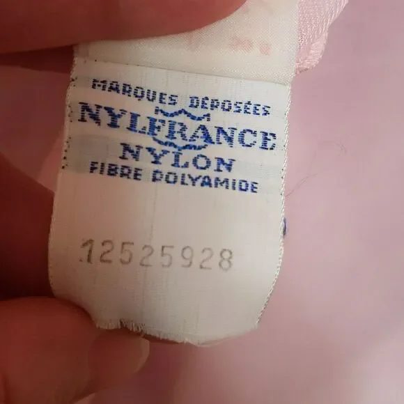 Vintage NYLFrance Josselyne baby pink nylon peignoir - Picture 13 of 13